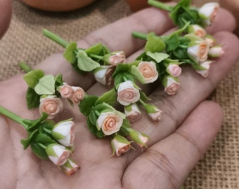 Miniatur Puppenhaus Ton Rose Blumen, Ton helle Pfirsich Farbe Blumentopf, Geschenk für Sie, Blumen Geschenk Ornamente, Ton Blumensträuße