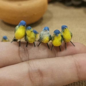 1/2/3 Ręcznie robiony domek dla lalek Żółty Zielony Niebieski Kolor Niebieskie ptaki, Miniaturowe lalki Zwierzęta Rzemiosło, Miniaturowe lalki Ptaki