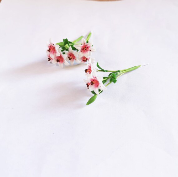 Sweet Pea Flowers 6 Colorful Bunches Clay Miniature Dollhouse Flower Bouquets