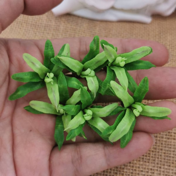 Miniature Dollhouse Green Plant,Bird's Nest Fern Clay Tropical Plants,Fairy Plant Decoration