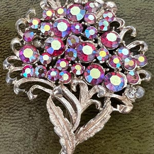 Metall und Glas Brosche
