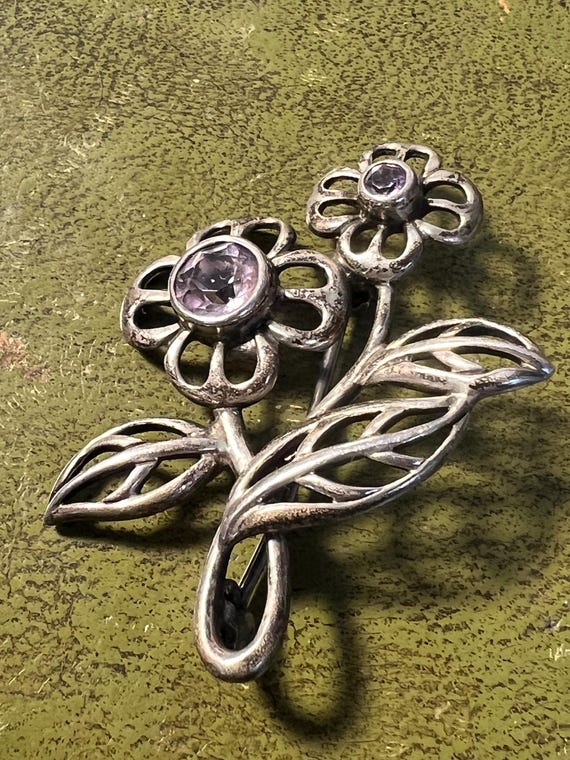 solid silver and glass brooch - image 1