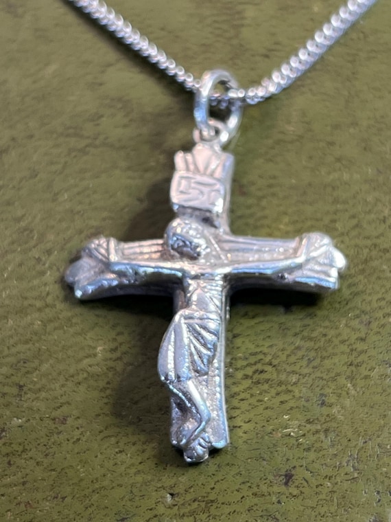 superb solid silver heavy cross - image 1