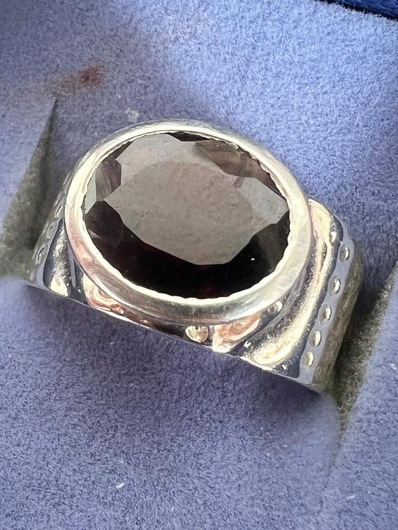 size O solid silver garnet ring - image 3