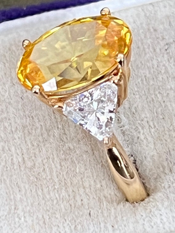 Superb size o yellow beryl and diamanique ring - image 2