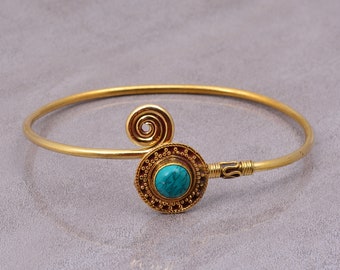 Bracciale rigido in ottone turchese fatto a mano: gioielli tribali boho