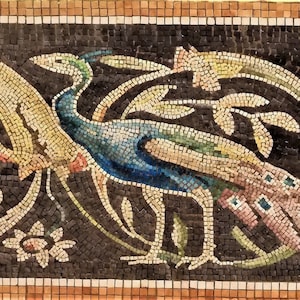 Mosaïque Zeus et Ganymède, Le Paon, Mosaïque de copie romaine, Œuvre d’art en mosaïque, Panneau mural en mosaïque faite à la main, Mosaïque colorée peacok, Décoration intérieure