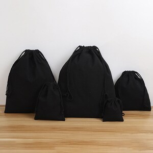 Organic Cotton Drawstring Favor Bags: Reusable Eco-Friendly Storage