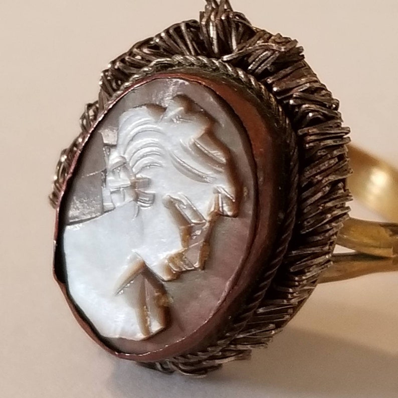 Both sterling 1920/'s cameo ring /& 1940/'s cameo earrings