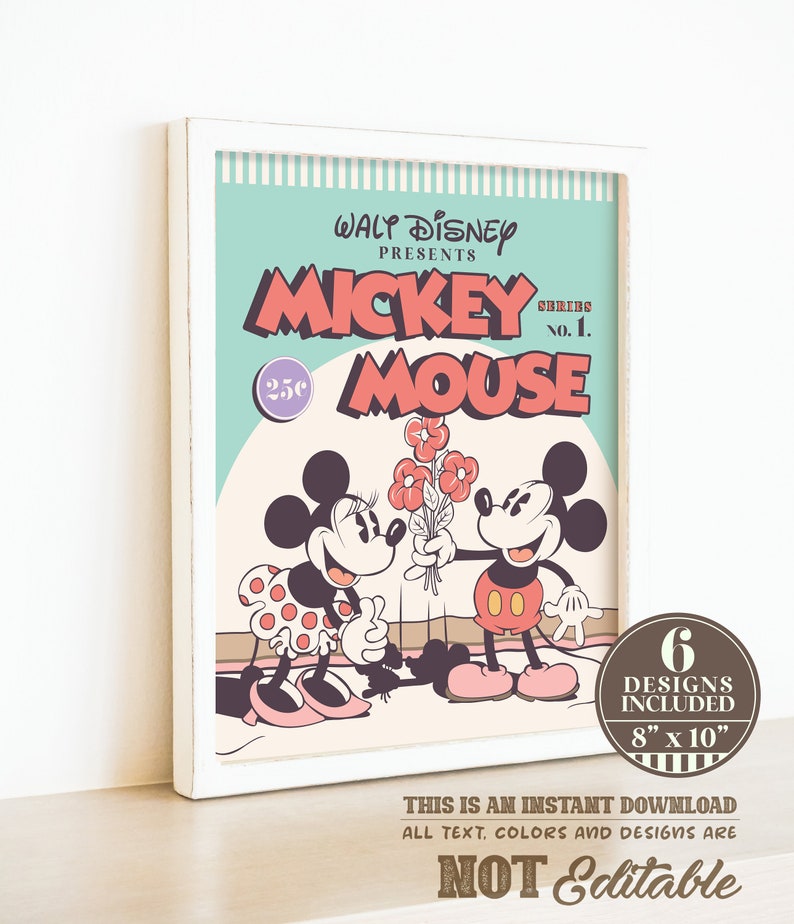 Puede incluir: Una impresi&oacute;n de estilo vintage con Mickey Mouse y Minnie Mouse. Mickey sostiene un ramo de flores rojas y Minnie sonr&iacute;e. La impresi&oacute;n tiene un fondo a rayas azul y blanco con el texto "WALT DISNEY PRESENTS MICKEY MOUSE SERIES No. 1. 25c" en una fuente retro.