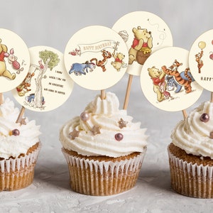 Etiquetas imprimibles de Winnie the Pooh, adorno para cupcakes, decoración para fiesta en Hundred Acre Wood, fiesta de cumpleaños de Winnie the Pooh, digital