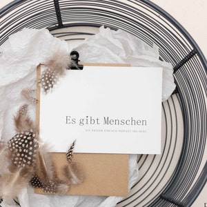 Postkarte "Es gibt Menschen die passen einfach perfekt ins Herz" | Geschenk beste Freundin, Trauzeugin, Patentante, Weihnachten, PapierWind