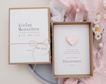 Patentante fragen Geschenk Taufe Box A6 personalisiert LENJA "Kleine Menschen brauchen so große Herzen wie Deins" | PapierWind
