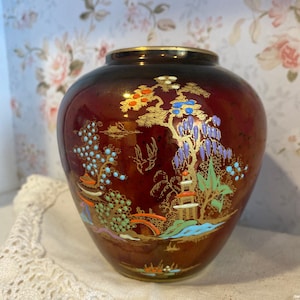 Pretty Crown Devon Fieldings made in England ruby red rouge Luster lustre Ware  floral motif vase ginger jar