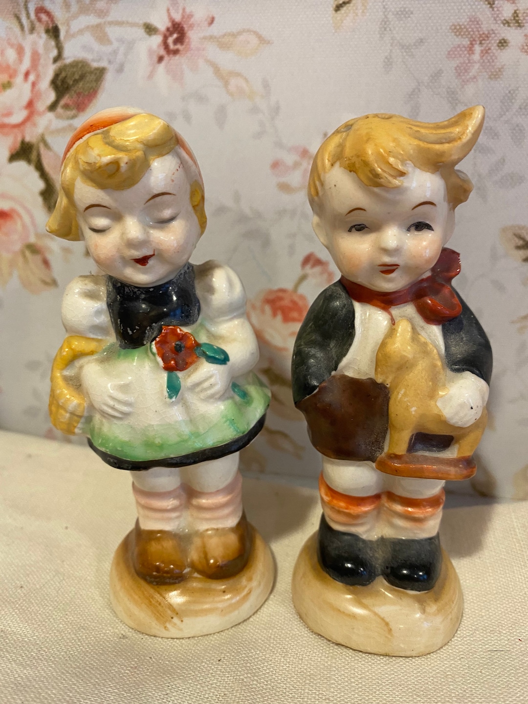 Vintage Dutch Boy and Girl Salt and Pepper Shaker Set - Etsy