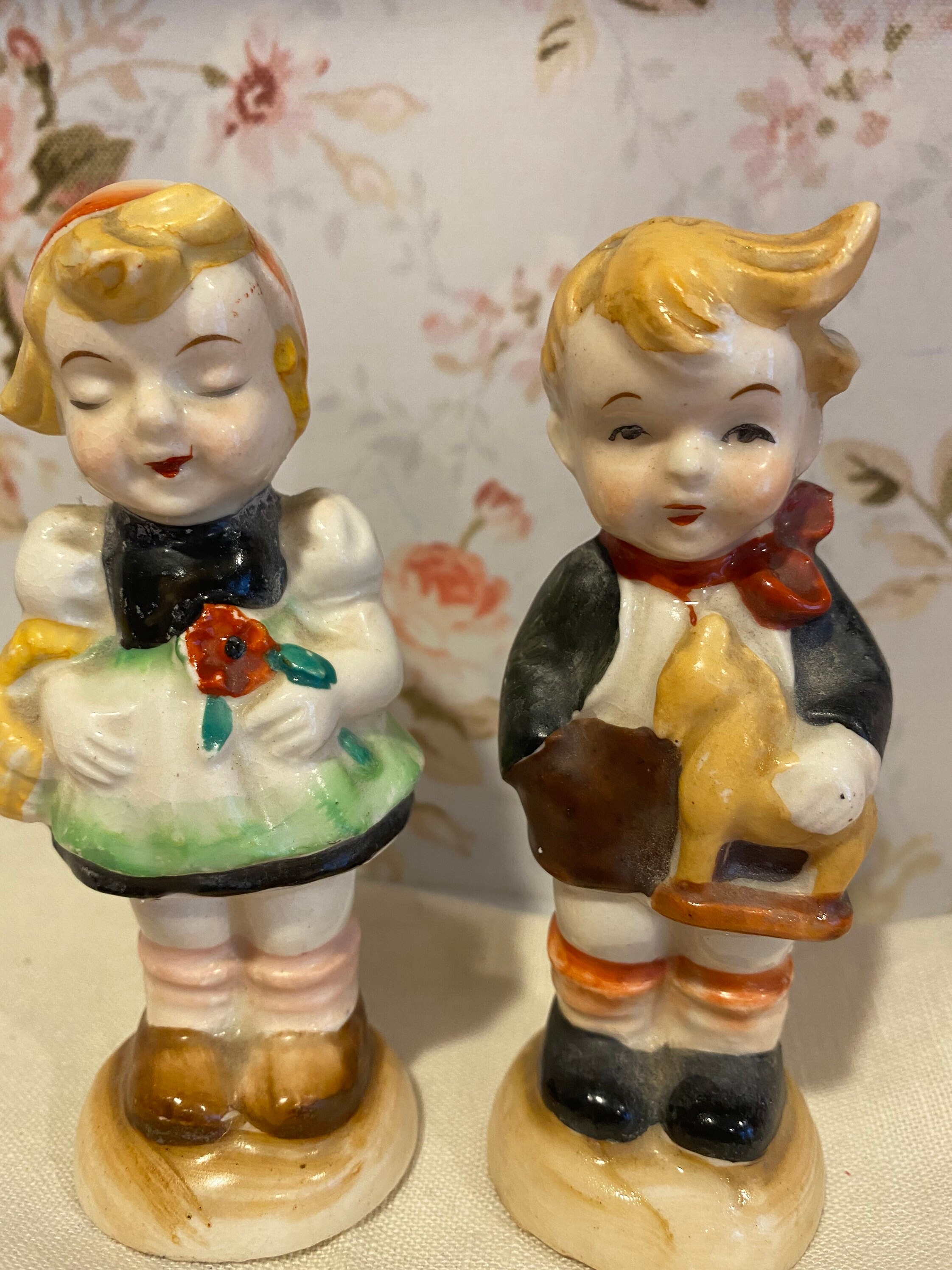 Vintage Dutch Boy and Girl Salt and Pepper Shaker Set - Etsy