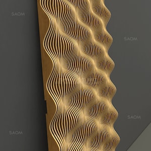 Könnte beinhalten: Holz-Wandpaneel mit sich wiederholendem Wellenmuster. Das Paneel besteht aus vertikalen, dünnen, goldfarbenen Streifen, die einen strukturierten, dreidimensionalen Effekt erzeugen. Der Hintergrund ist dunkelgrau.