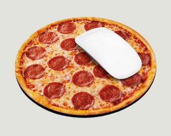Alfombrilla de ratón con diseño de pizza de pepperoni, alfombrilla redonda original para el hogar y la oficina, accesorios de escritorio hechos a mano.