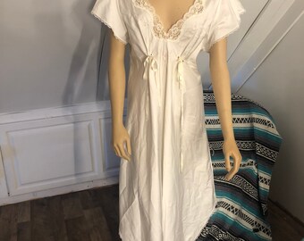 barbizon nightgowns