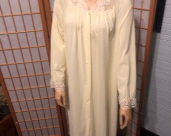 Vintage ShadowLine Housecoat, Medium, AS IS, Pale Yellow, Nylon, USA, Clearance, Long Sleeves, Full Length, Classic, Sustainable
