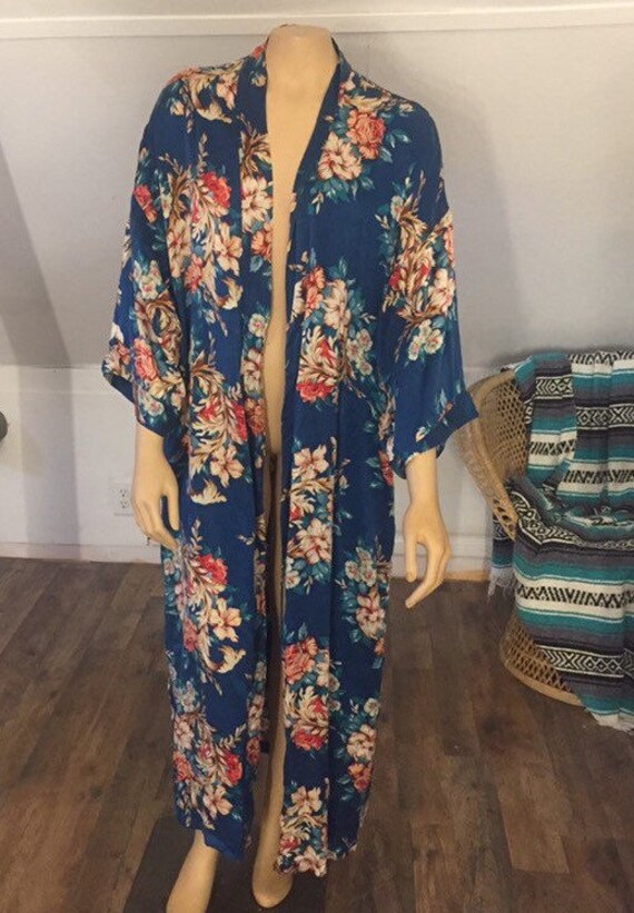 Vintage Victoria’s Secret Large 100% Silk Robe, Go