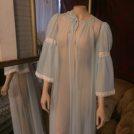 Miss elaine store gowns and robes