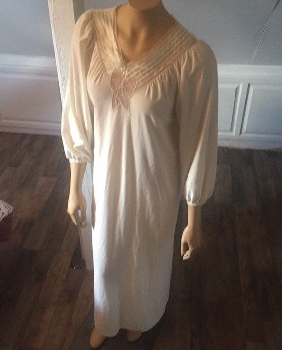 Vintage Vanity Fair Nightgown Small, Vintage Night