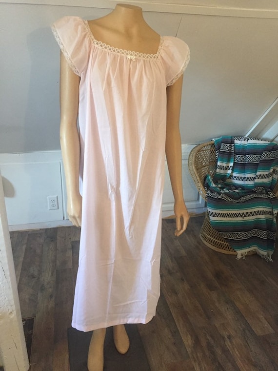 Vintage Cachet Sears Nightgown Small 8/10, Classic
