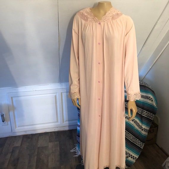 Vintage ShadowLine Housecoat, Medium, Pink, Nylon… - image 1