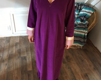 Vintage Vanity Fair Robe, Shevelva, Size, 12 Purple, NOS Vanity Fair Robe, Zippered Robe, 1960s Robe, Women's Robe, Vintage Robe, Sleepwear