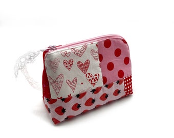 Kawaii Strawberry Makeup Pouch Cosmetic Pouch Patchwork Zipper Pouch Open Wide Cosmetic Pouch Organizer Travel Pouch Valentine’s Day Gift