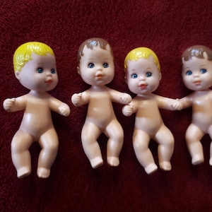 4 Vintage Baby Crissy Dolls, Krissie dolls, Barbie Babies 1973 Mattel