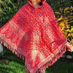 Lovely Yak wool blend poncho,  boho poncho, tribal design hooded poncho, kangaroo pocket, Himalayan hippie poncho,  ladies poncho