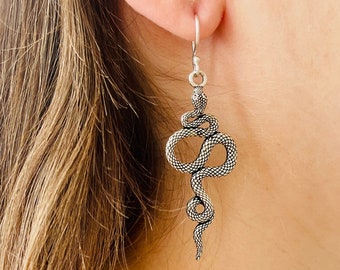 Pendientes de serpiente de latón hechos a mano: joyería boho chic