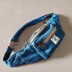 große Hanf Bauchtasche, vegane Bauchtasche, bunte Hüfttasche, blaue Bauchtasche, vegane Geldtasche, Hanf Gürteltasche, Himalaya Hanf Bild 9