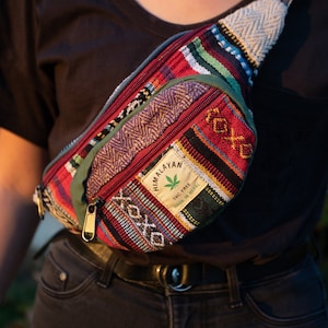 Bunte Hanf Bauchtasche, Gürteltasche, Hippie Tasche, Boho Stil Hüfttasche, Boho Bumbag, cross-body Tasche, vegan Geldtasche