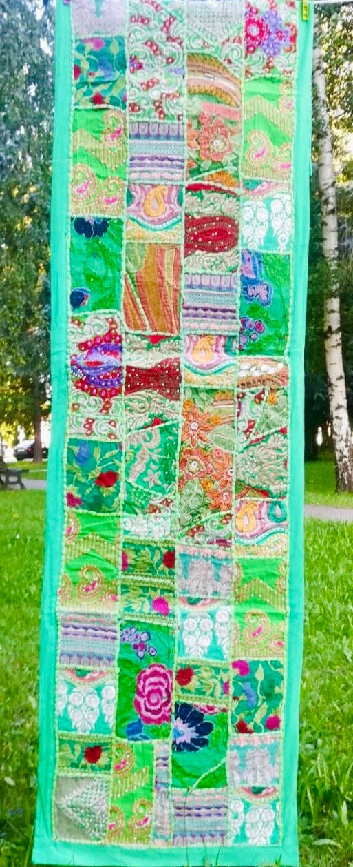 Chemin De Table Ou Tenture Murale Indienne - Patchwork Brodé Fait Main 60 Pouces