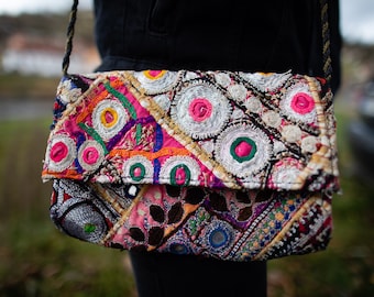 Vintage Banjara Clutch: Bestickte Patchwork Boho Handtasche