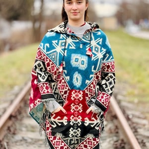 Trendy Yak wool blend poncho,  boho poncho, tribal design hooded poncho, kangaroo pocket, Himalayan hippie poncho, colourful