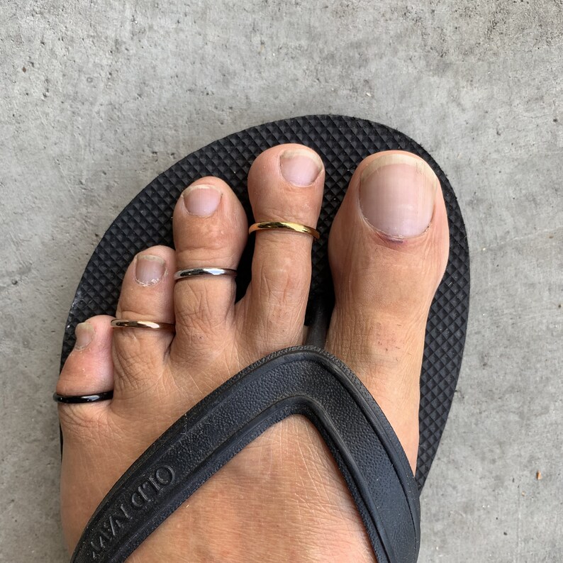 Stainless Steel MensWomens 2mm Fitted Toe Ring Midi Etsy