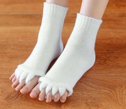 3 Pairs Unisex Toe Socks Five Finger Crew Socks Soft Five Toe Socks Soft  Fine Toe Socks for Men Women Daily Wear, White