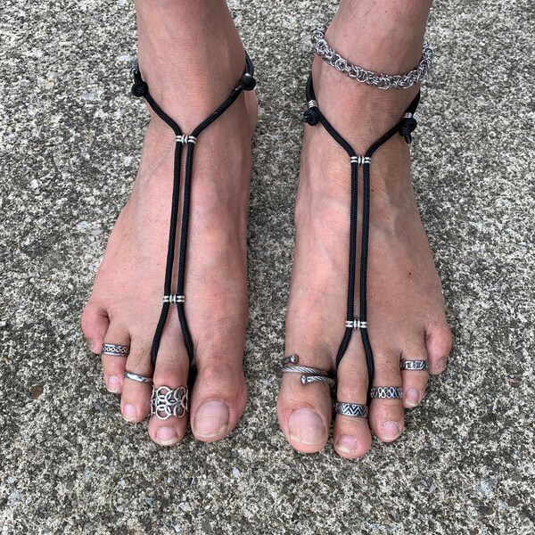 Barefoot Sandals Breeze | Men’s | Foot Jewelry | Paracord w/ Stainless Steel Beads | Sole less Sandals | Beach wear | One Pair