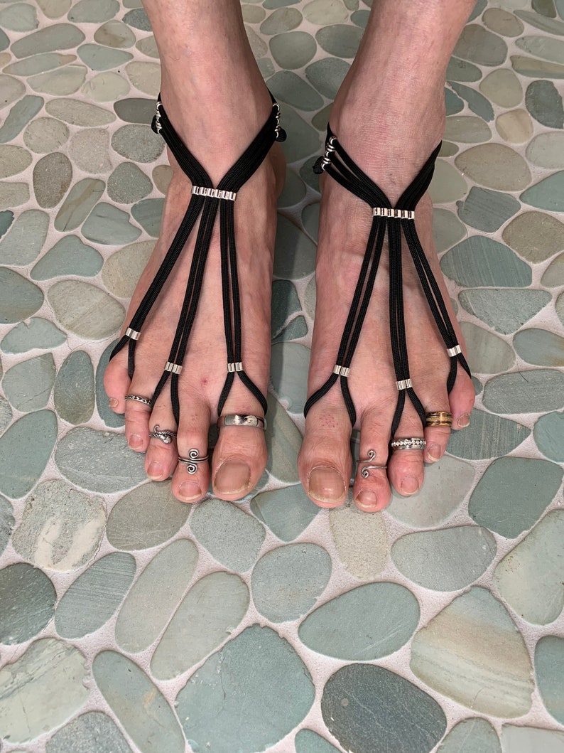 Barefoot Sandals Black Night Mens Foot Jewelry Sole less Sandals Beach wear One Pair Medium 7-9.5
