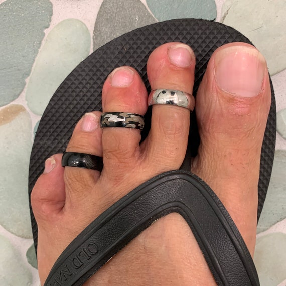 Black metal cheap toe ring