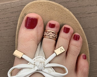 Juego apilado de tres - Anillos de dedo del pie - Anillos Midi - Anillos minimalistas - Anillo de dedo del pie de oro rosa
