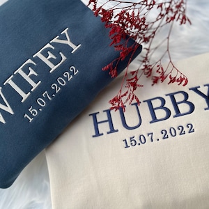 Custom Wifey and Hubby Embroidered Valentine Sweatshirt Matching Couples Jumper Mrs and Mrs Girlfriend Gift Unisex Wedding Gift Crewneck