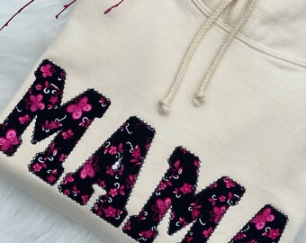 Personalisiertes besticktes Nana T-Shirt | Muttertagsgeschenk | Sommer Kleidung | Florales Nana-Shirt | Mama T-Shirt