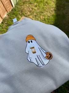 FER22 — Embroidery Crewneck Sweatshirt