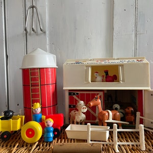 Ferme Fisher Price vintage en bois et plastique 1986 - Début de Série