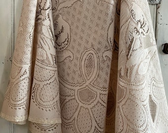 vintage lace tablecloth